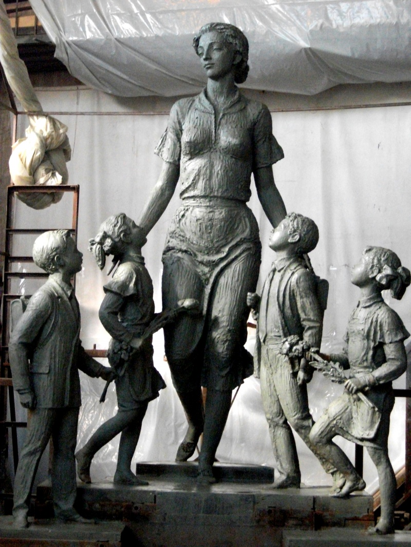 Памятник оренбургским учителям откроют завтра